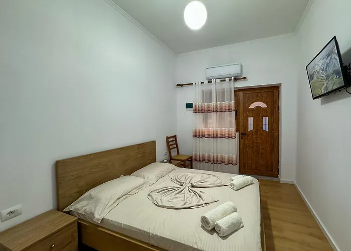 Eleonora Guest House